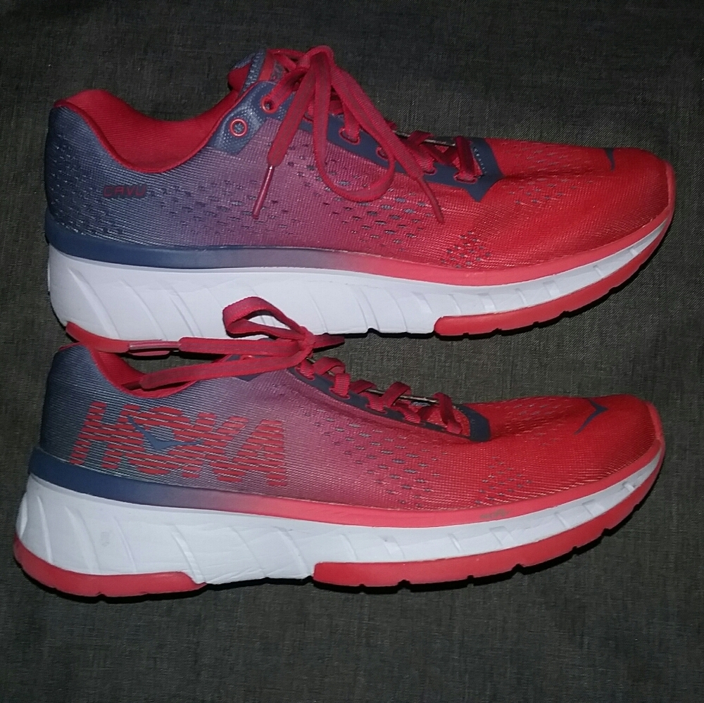Women's Hoka One One Cavu Running Shoes 7.5